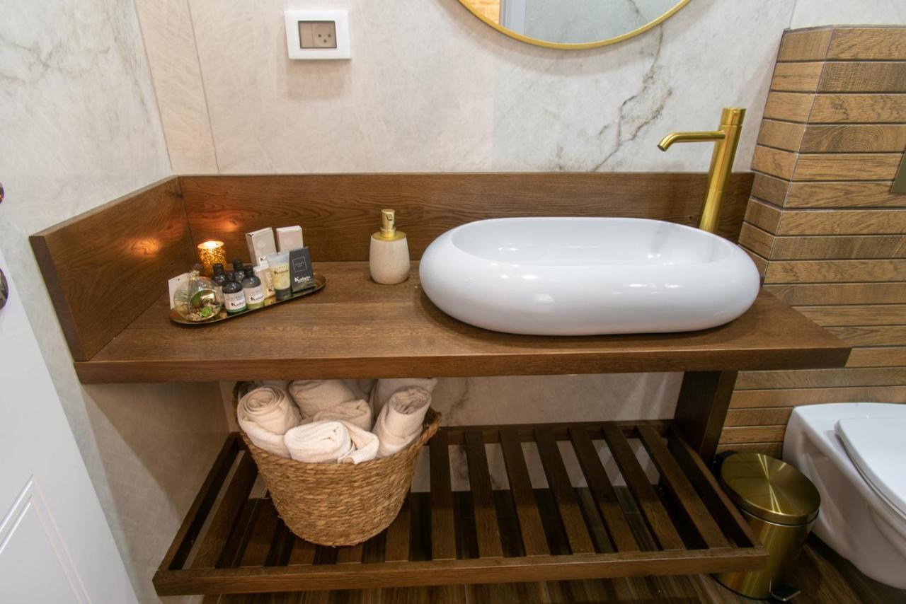 אכסניה Kadarim Boutique Suites-beachfront חיפה